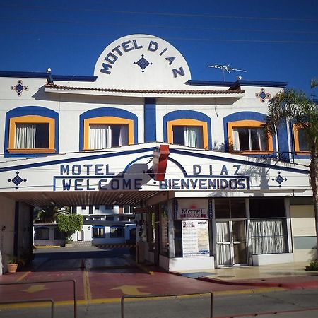 Hotel Diaz Тихуана Экстерьер фото